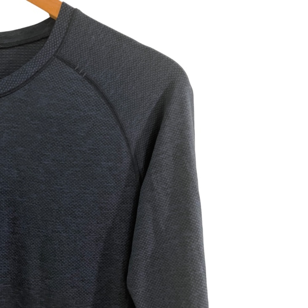 Lululemon Metal Vent Tech Long Sleeve T-shirt. - Picture 9 of 9
